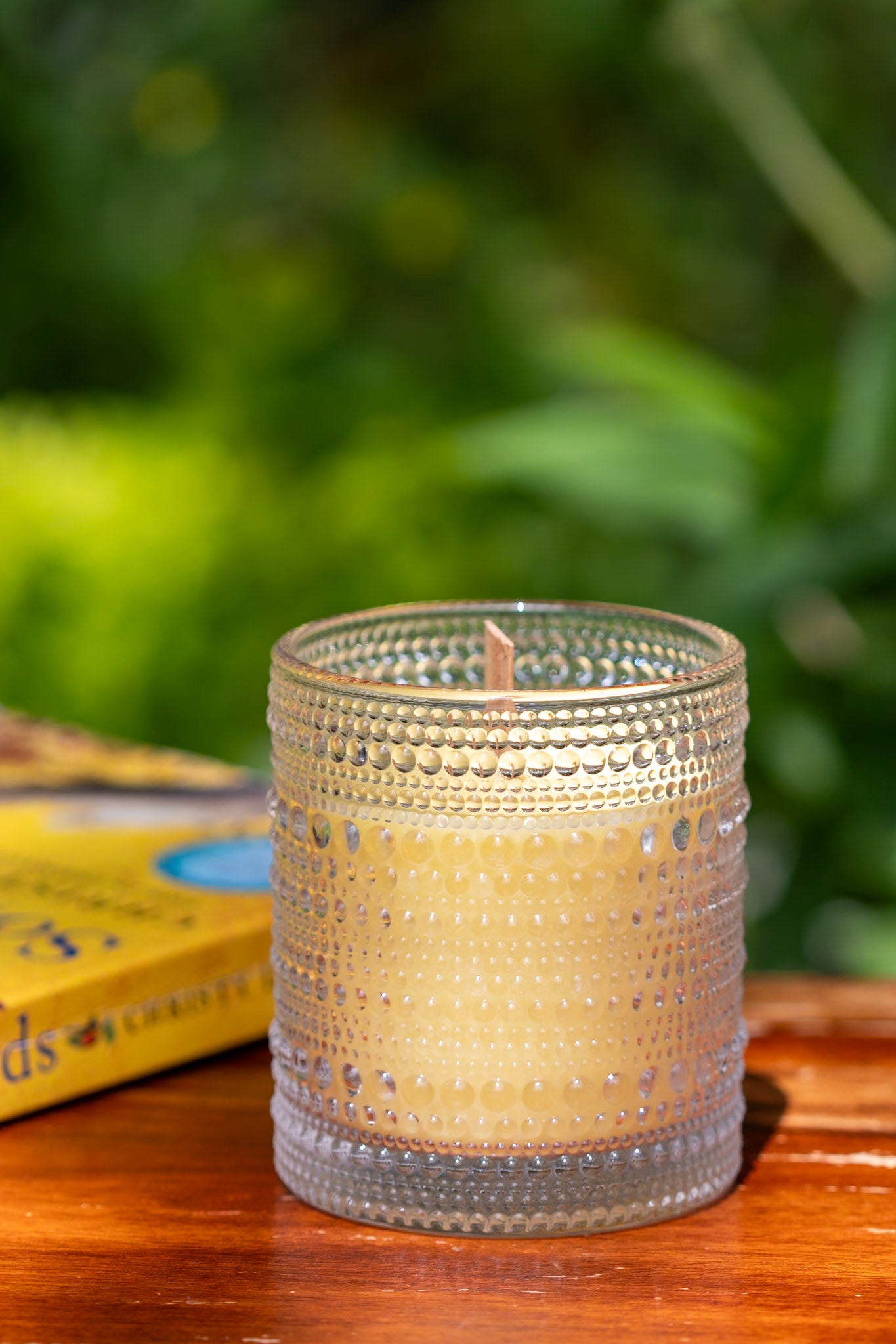 NEW Alfresco Glow Candle, Luxury Organically Scented Citronella Wood wick Candle with Oak lid, Eco-friendly garden candle, Hand poured candle, Slow burning