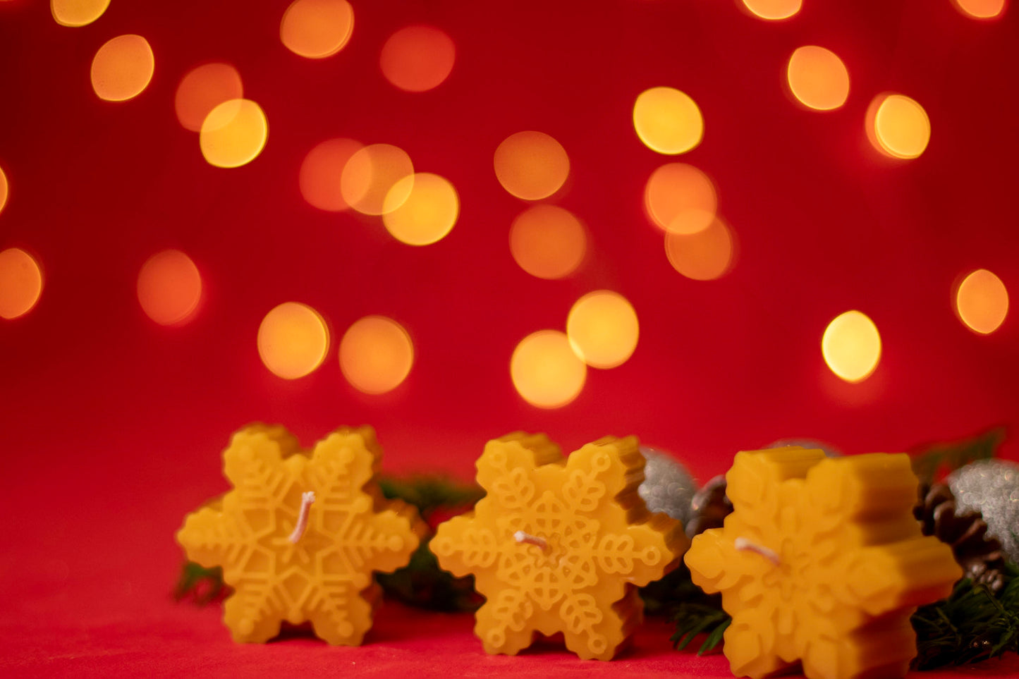 Pure Beeswax Snowflake Candle, Handcrafted in London, Sustainable, Natural & Unique Winter Gift