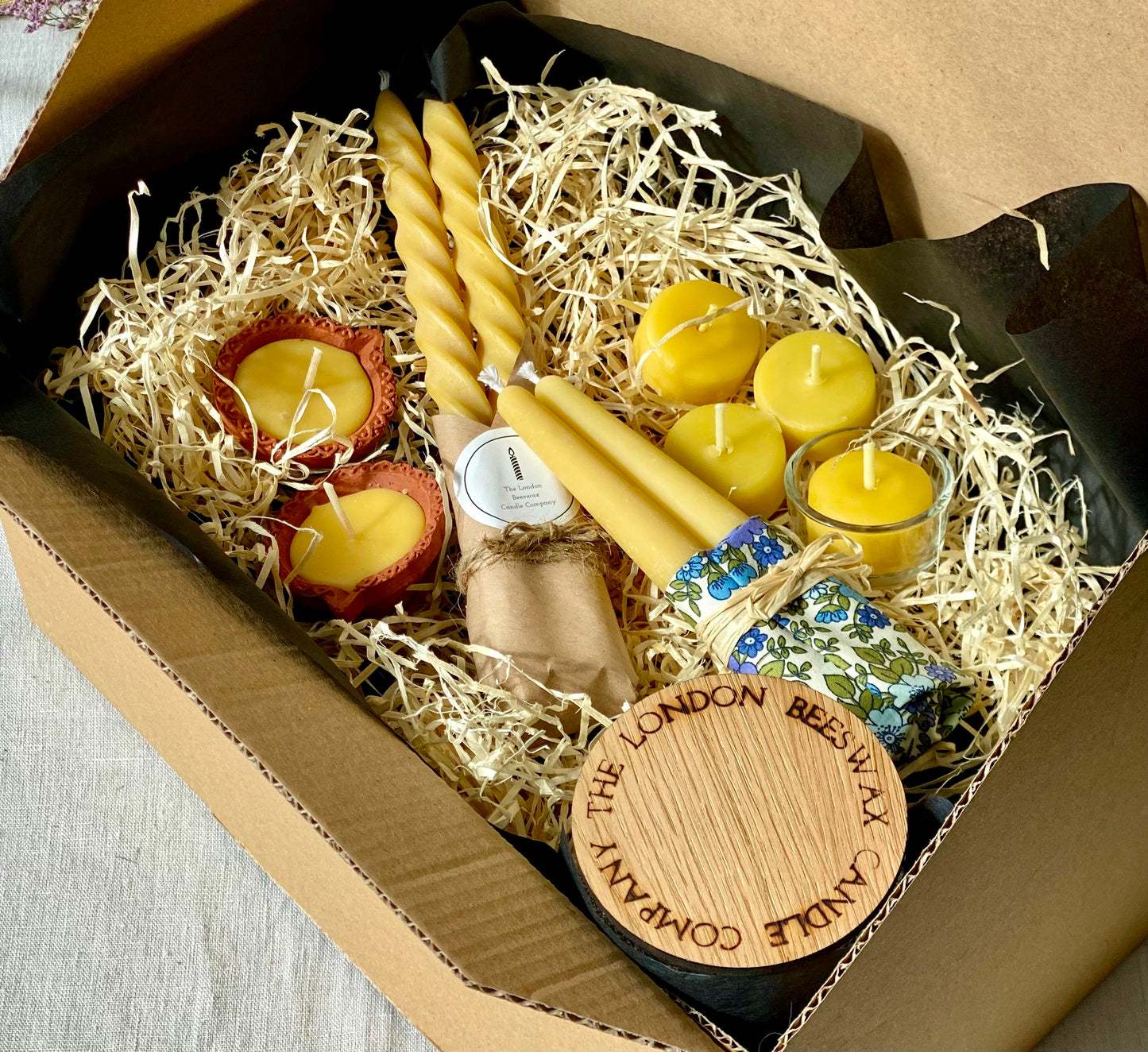 Pure beeswax luxury candle gift set, Sustainable gift, Thank you gift set, Wedding gift, Birthday gift, Candles made from 100% premium beeswax sourced from small-scale London beekeepers