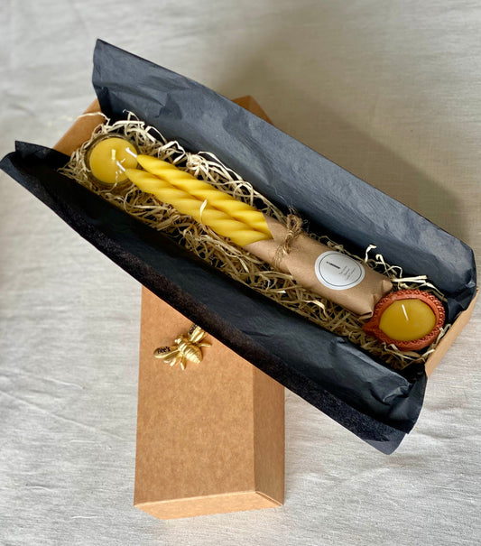 Pure beeswax eco-friendly candle gift set, Candles made from 100% pure beeswax sourced from small-scale London beekeepers, Ribbon gift wrapped, Bess friendly candle gifts, Eco-luxury, Friendship gift, Thank you gift
