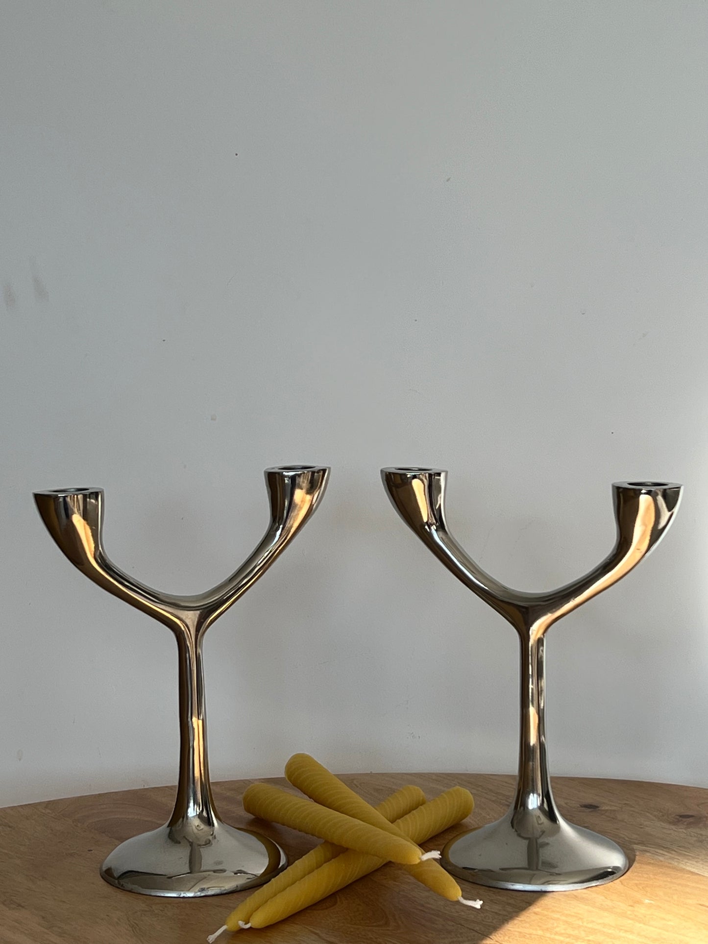 A Beautiful Vintage Pair of Cast Aluminium 2 Arm Tree Candlesticks (1970s) with 4 matching London Beeswax Dinner Candles. Dinner candle gift set. Eco beeswax candle gift. Unique gift set