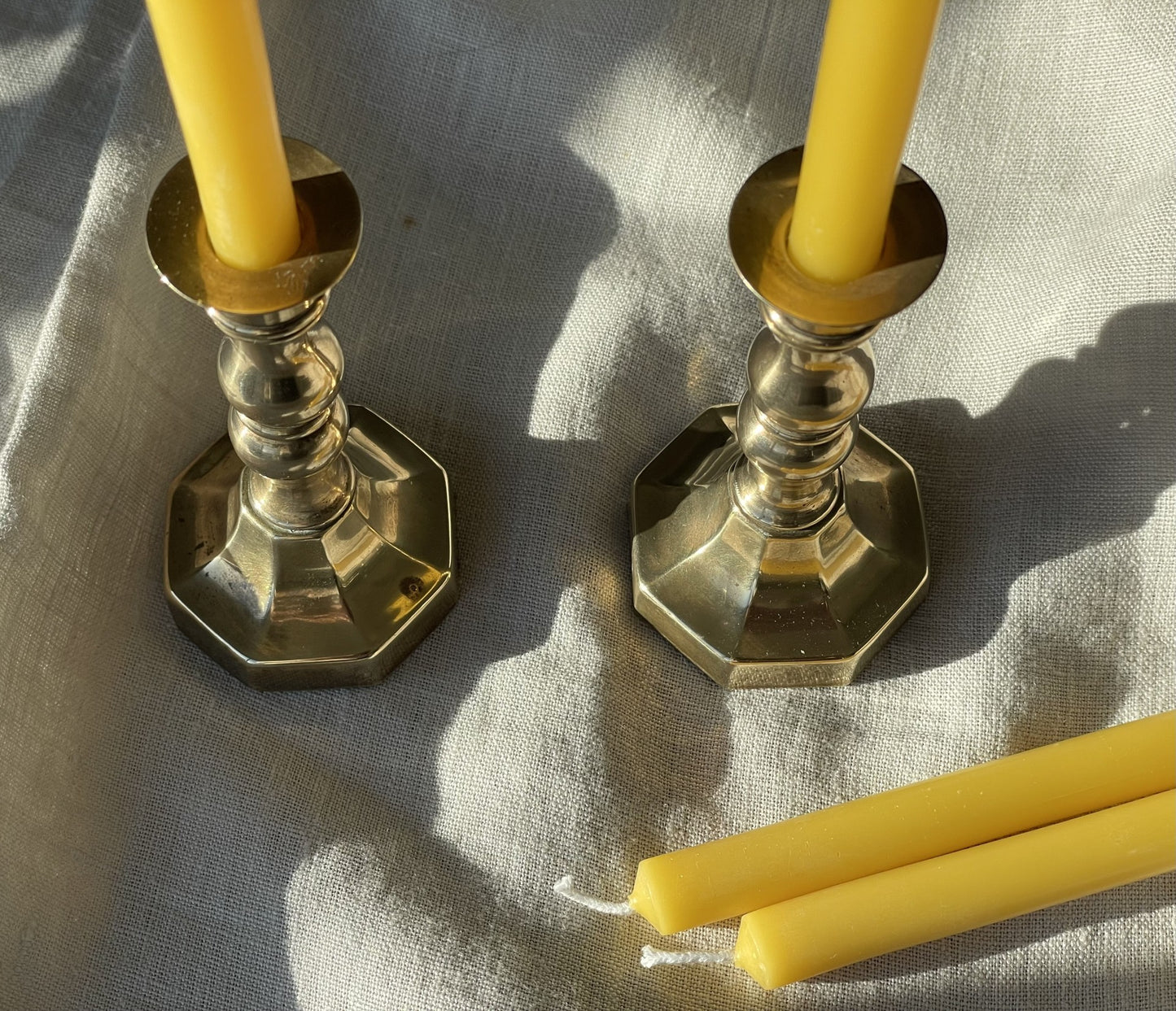 A beautiful pair of antique brass small candlestick holders with dinner candle gift set, Vintage brass, Beeswax candle, Unique gift, No8011, Vintage brass decor, Thin beeswax taper candles, Hygge