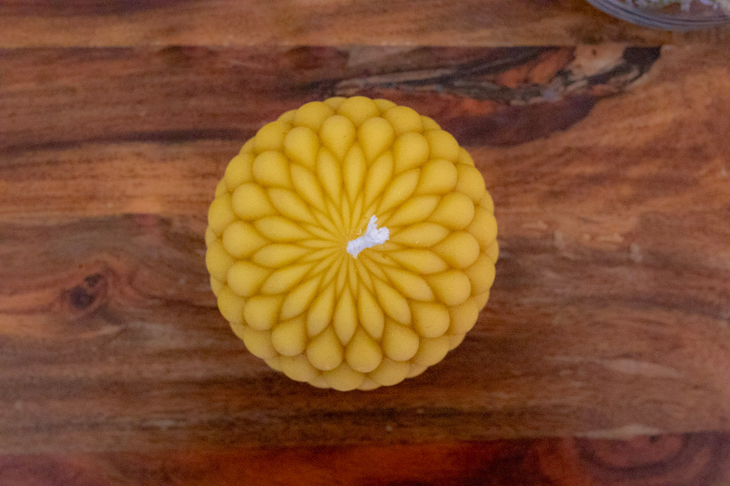 Autumn seasonal candle, Large pure beeswax centrepiece ball candle,  Environmental and sustainable candle, Slow burning, Artistically beautiful candle to burn, Eco-friendly luxury natural gift, Pillar candle, Supporting urban London beekeepers