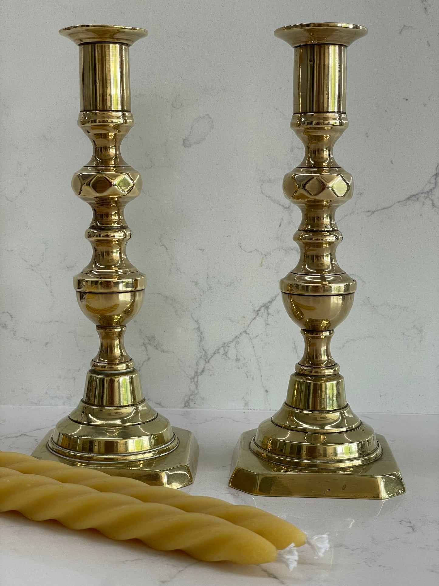 Beautiful pair of antique Victorian solid brass 8 inch candlesticks with matching 4 hand poured beeswax spiral dinner candles. Antique brass décor. Beeswax candle gift set.