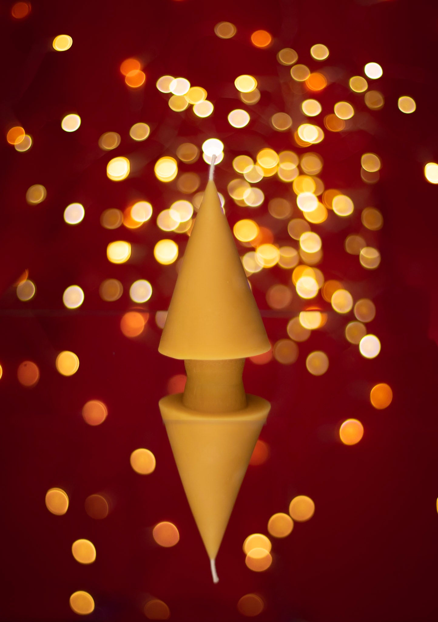 Minimalist Pure Beeswax Tree Candle: Simple, Natural Elegance, Handmade from 100% beeswax sourced from small-scale London beekeepers, Perfect Winter gift, Candle centrepiece, Natural beeswax candle, Festive, Christmas candle