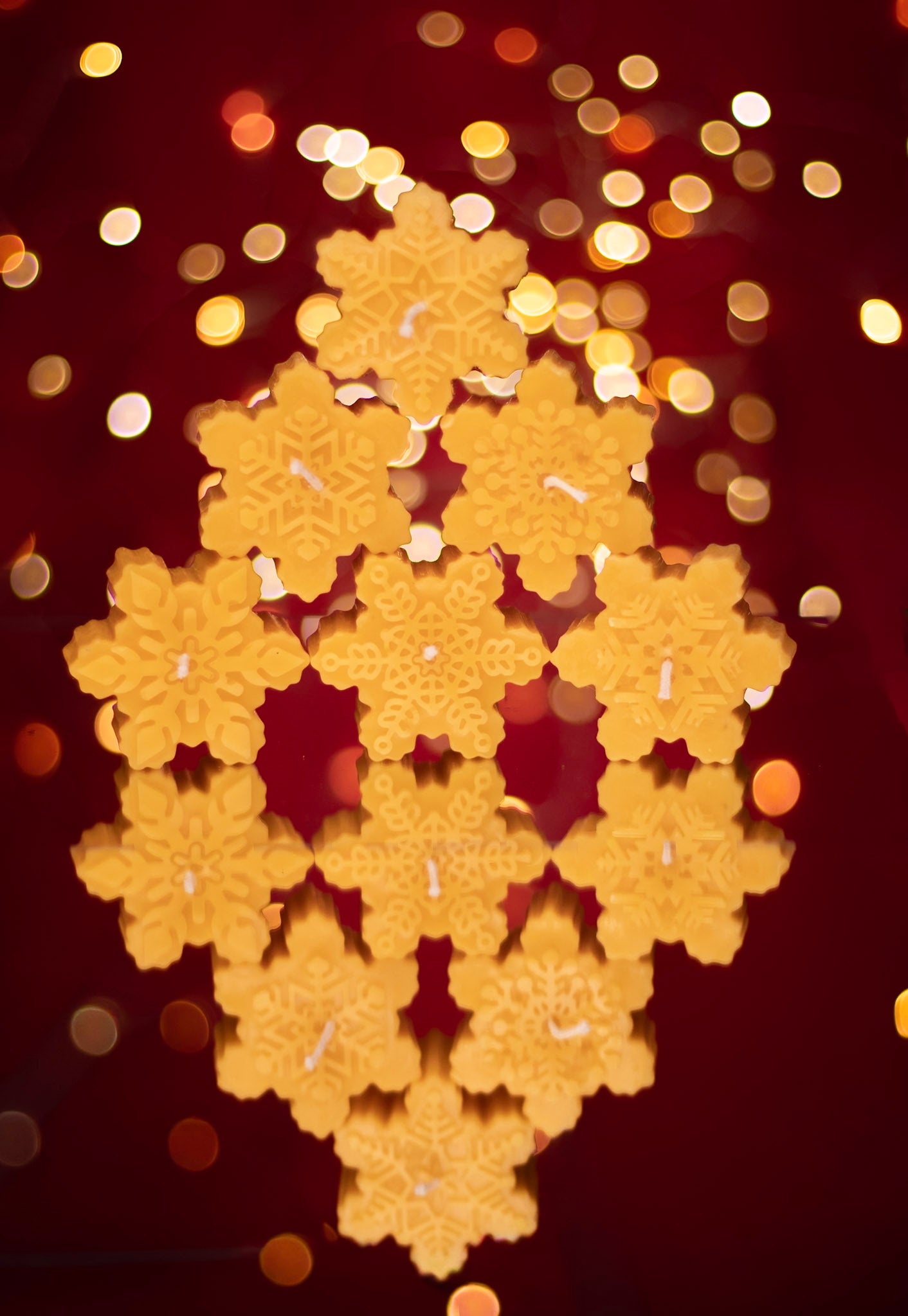 Pure Beeswax Snowflake Candle, Handcrafted in London, Sustainable, Natural & Unique Winter Gift