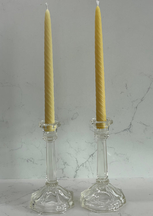 A stunning pair of vintage pressed glass candlesticks with hexagonal base with 2 matching 100% London Beeswax Candles. Vintage home decor