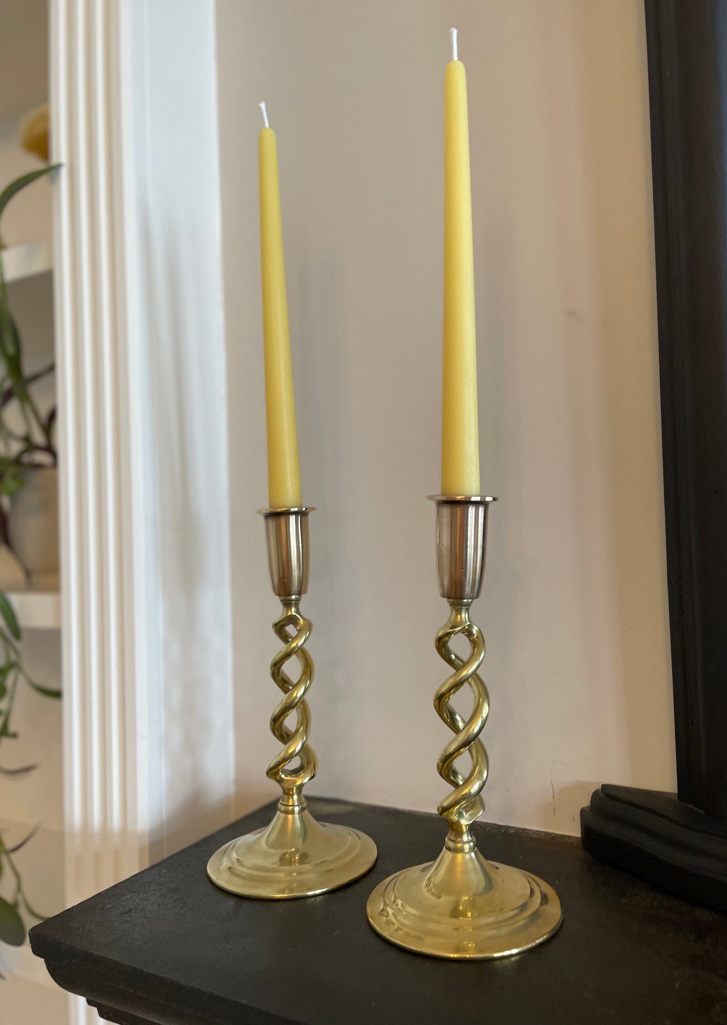 Beautiful pair of vintage brass open twist candlesticks with beeswax dinner candle gift set, Ornate brass décor, Candlelight, Christmas gift