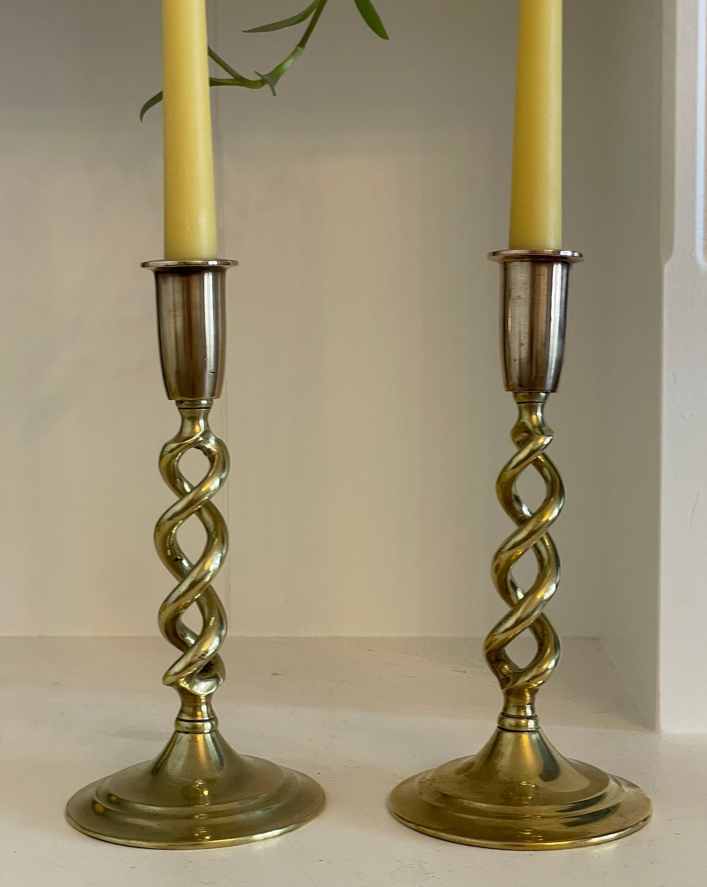 Beautiful pair of vintage brass open twist candlesticks with beeswax dinner candle gift set, Ornate brass décor, Candlelight, Christmas gift