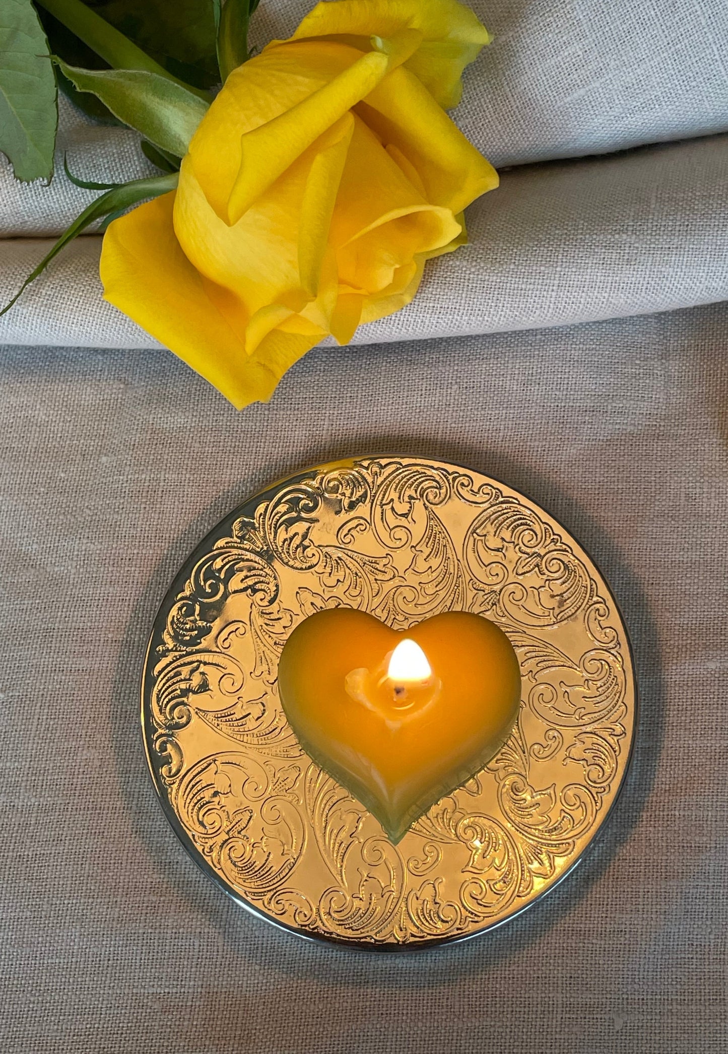 6 Pure Beeswax Bee Heart Tealights, Sustainable candles, Tealight candle gift set,  Zero waste refills, Candles made from 100% beeswax sourced from small-scale London beekeepers