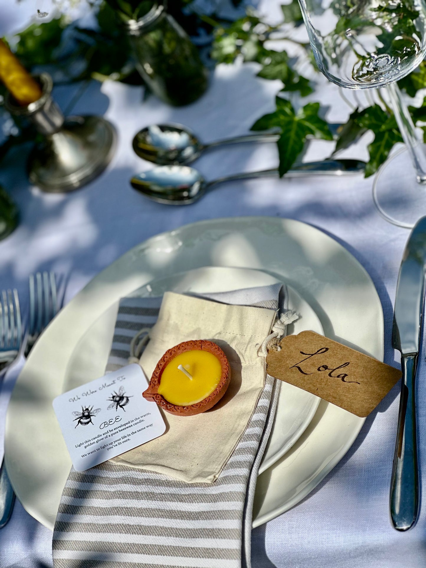 Luxury Wedding Favours,  Pure beeswax candles made from 100% pure beeswax sourced from small-scale London beekeepers, Sustainable gifts, Unique eco-friendly favours