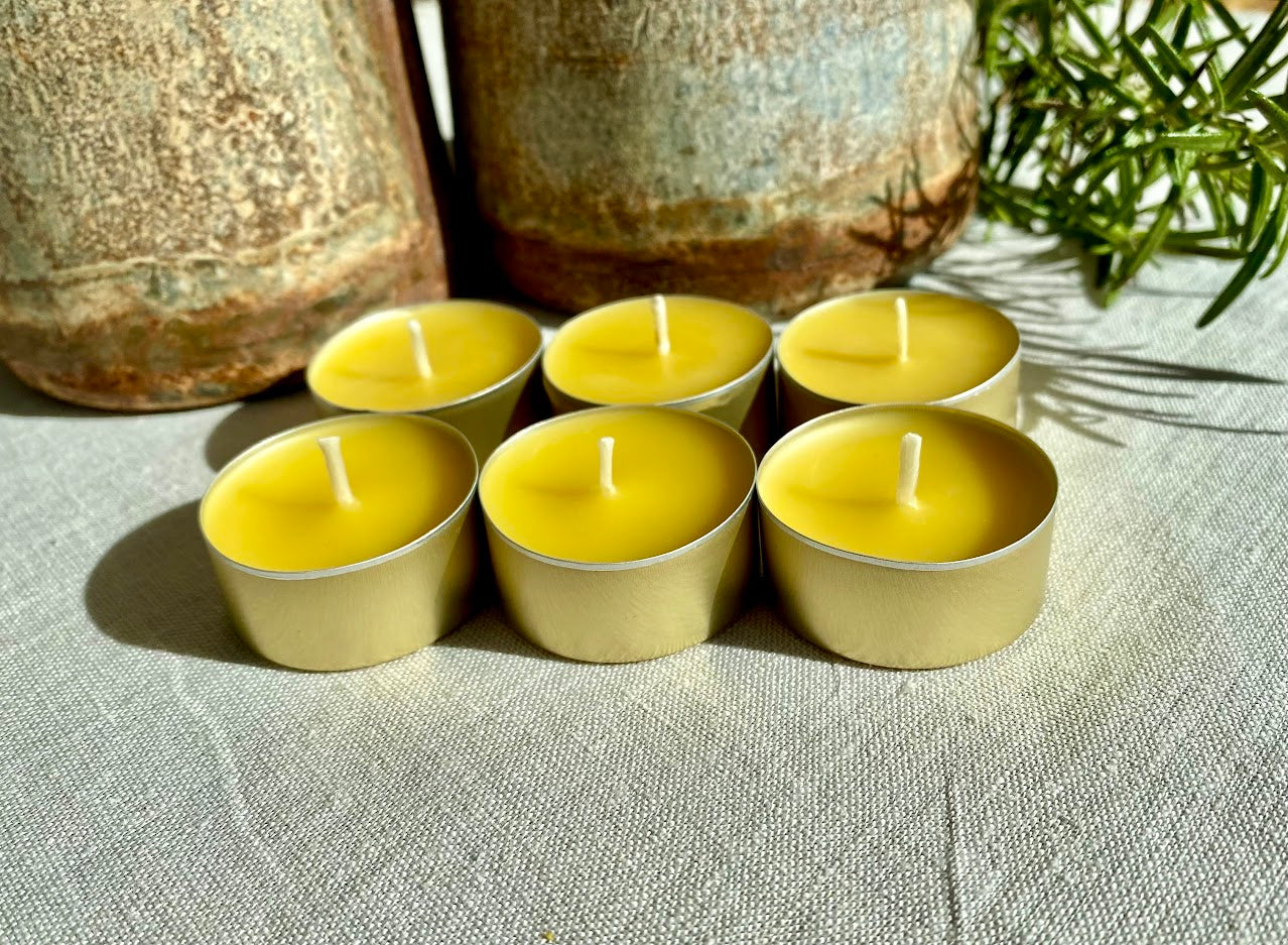 Pure beeswax tealight, Candles made from 100% pure beeswax sourced from small-scale London beekeepers, Natural and clean tealights