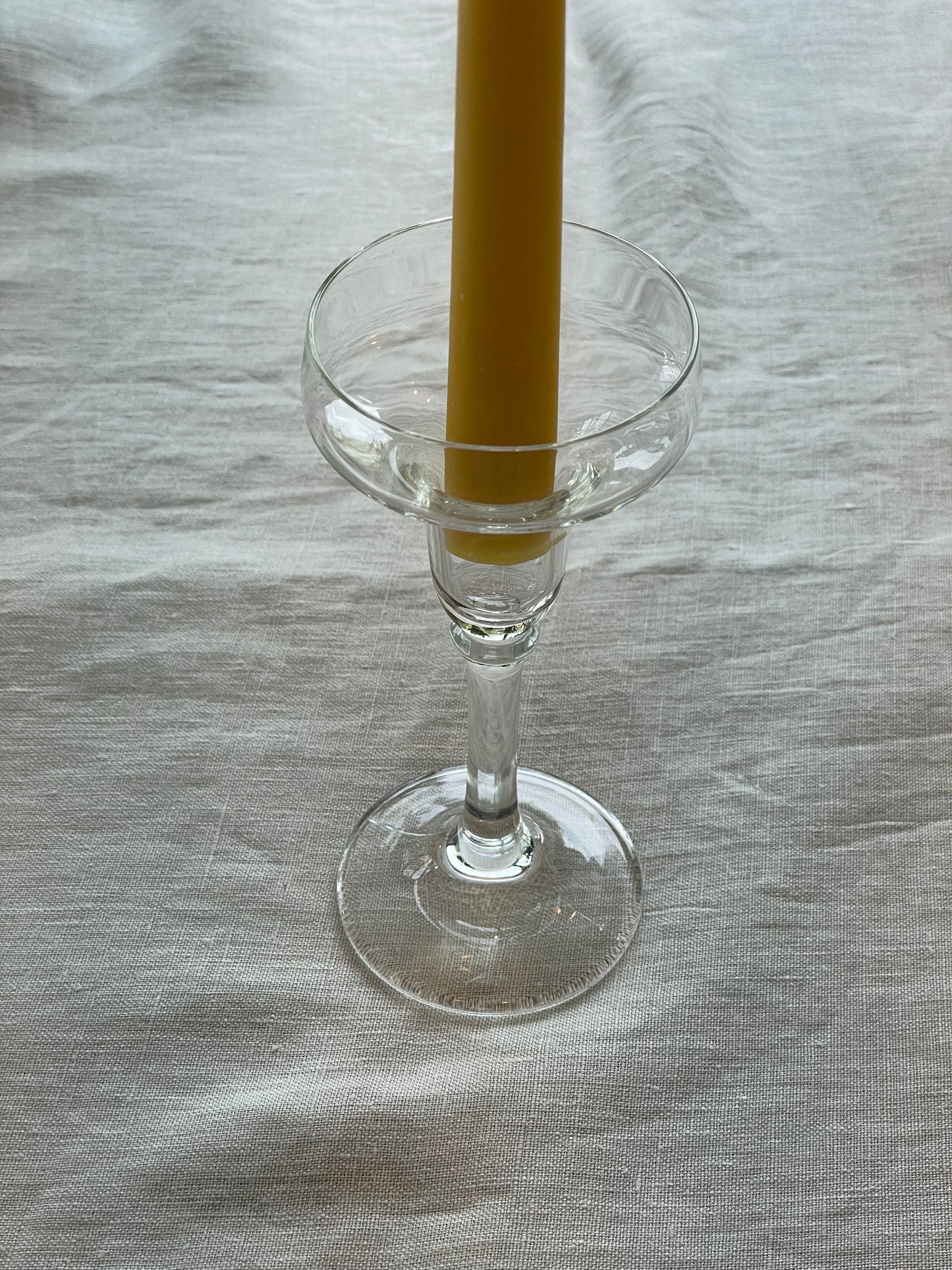 Elegant vintage glass candlestick with 2 matching pure London beeswax candle. Summer dining. Summer tablescapes. Stunning vintage gift. Dinner candle gift set. Eco beeswax candle gift. Mantel candlestick.