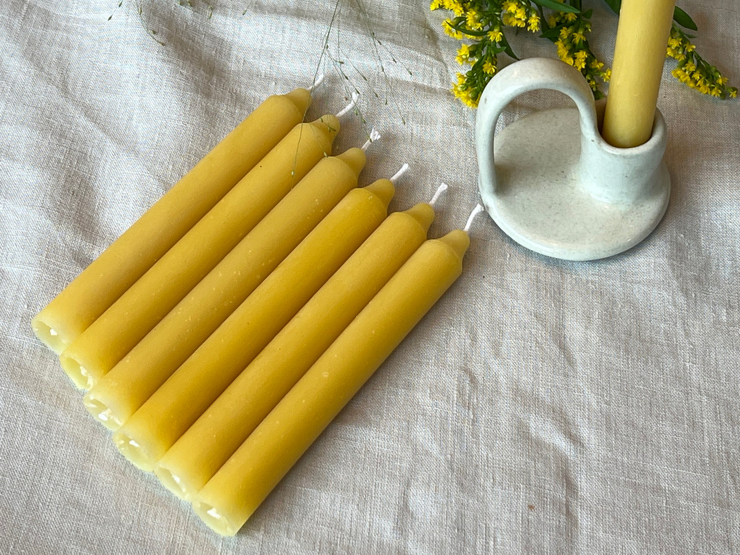 NEW! Pair of handmade pure beeswax STRAIGHT dinner candles, Long burning, Eco-friendly candles, Candles made from 100% pure beeswax sourced from small-scale London beekeepers, Healthy advent wreath candles