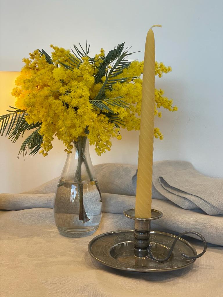 Four beautiful vintage chamber candlestick holder with 2 matching pure London beeswax candle. Vintage wee willie winkie gift. Dinner candle gift set. Eco beeswax candle gift. Unique gift set. Mantel candlesticks.