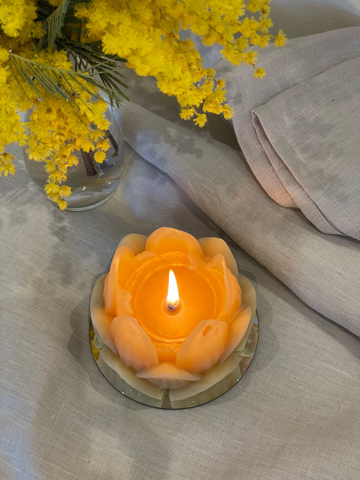 Lotus candle,  Pure beeswax flower candle with eco cotton wicks, Gift for friend, Bath candle,Yoga and meditation candle,  Handmade supporting urban London beekeepers