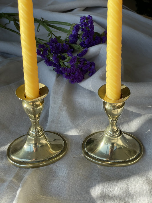 Charming matching pair of antique solid brass candlesticks with 2 pure London slow burning beeswax candles. Unique candle gift set. Oval base Victorian candlestick holders